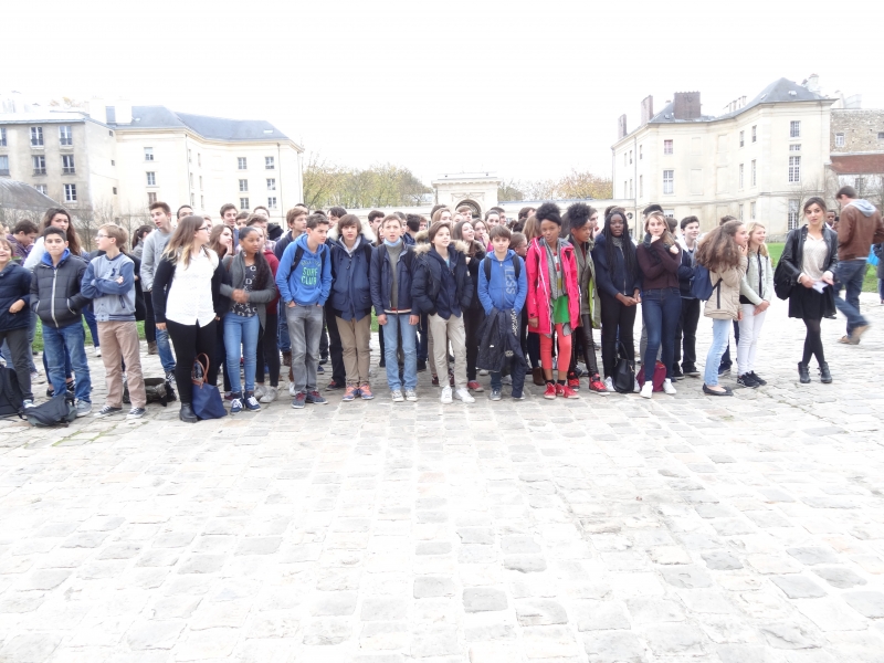 Les anciens élèves du lycée participent à la Cérémonie du 11 novembre