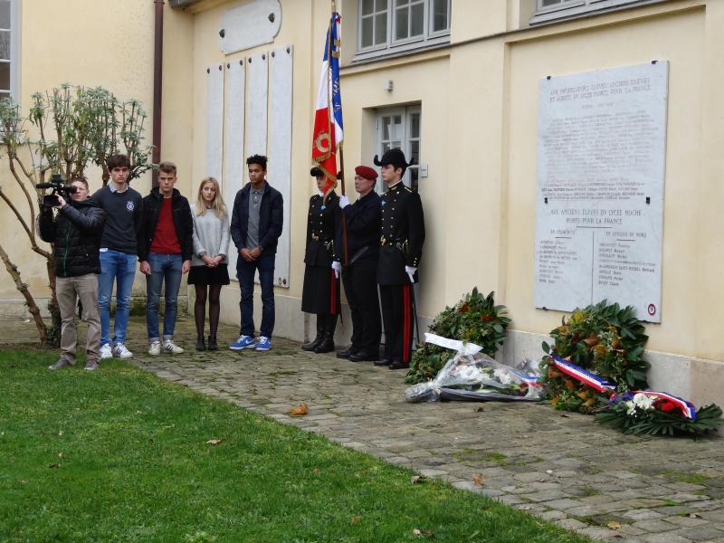 Les anciens élèves du lycée participent à la Cérémonie du 11 novembre