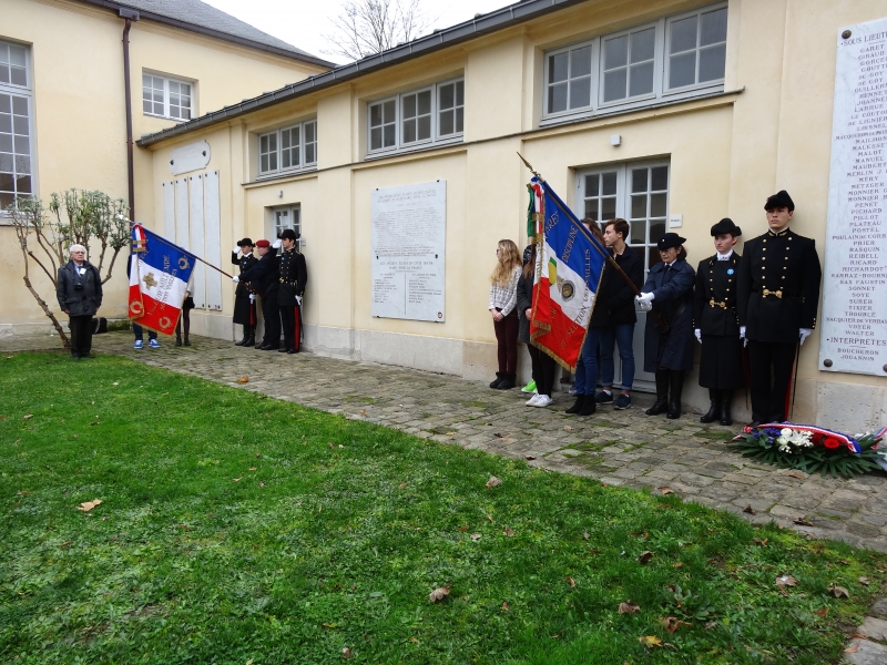 Les anciens élèves du lycée participent à la Cérémonie du 11 novembre