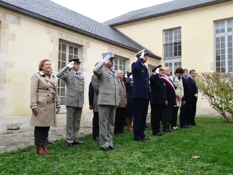 Les anciens élèves du lycée participent à la Cérémonie du 11 novembre