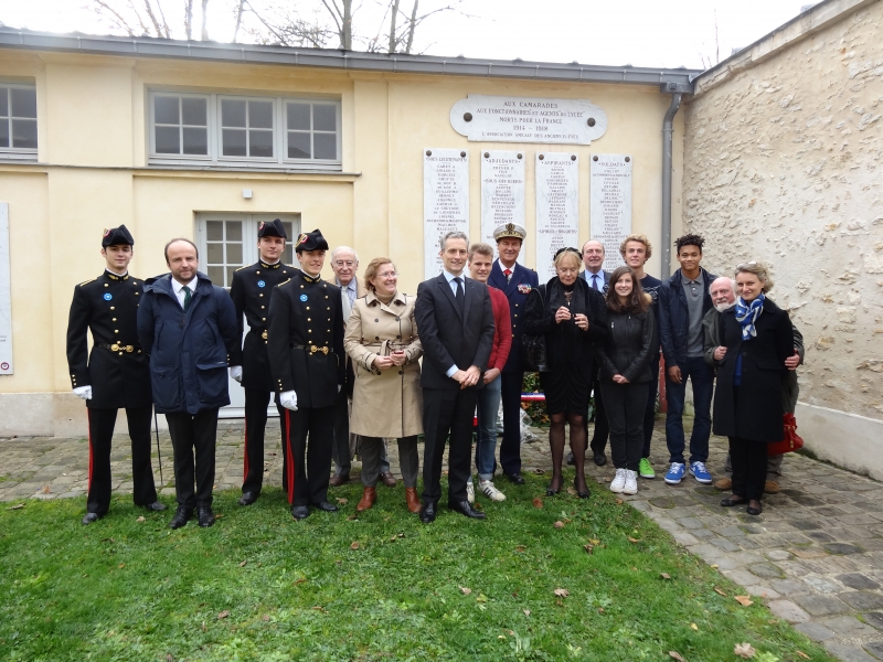 Les anciens élèves du lycée participent à la Cérémonie du 11 novembre